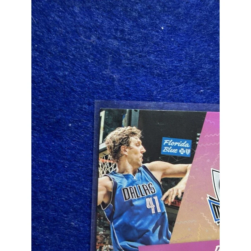 2016-17 Panini Revolution Show Stoppers Dirk Nowitzki #8  #’d /100 Mavericks